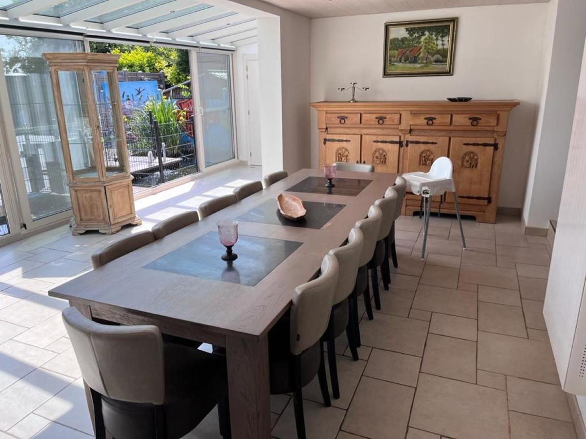 Comfortabele Woning Met Omheinde Tuin Aan Water Voor 12 P Oostburg Dış mekan fotoğraf